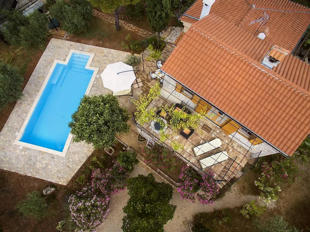 Holiday Home Boris Malinska