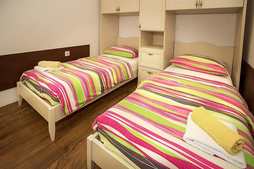 Holiday Home Boris Malinska 0*,