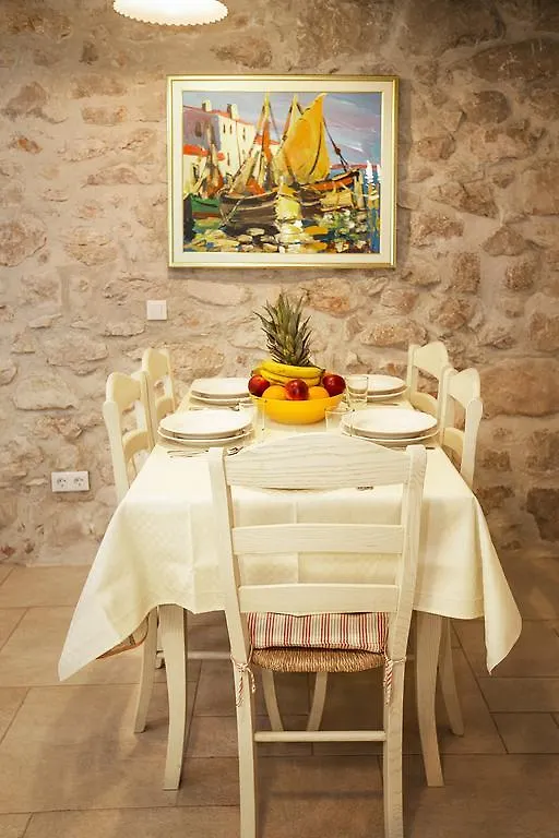 Holiday Home Boris Malinska 0*,  Croatia